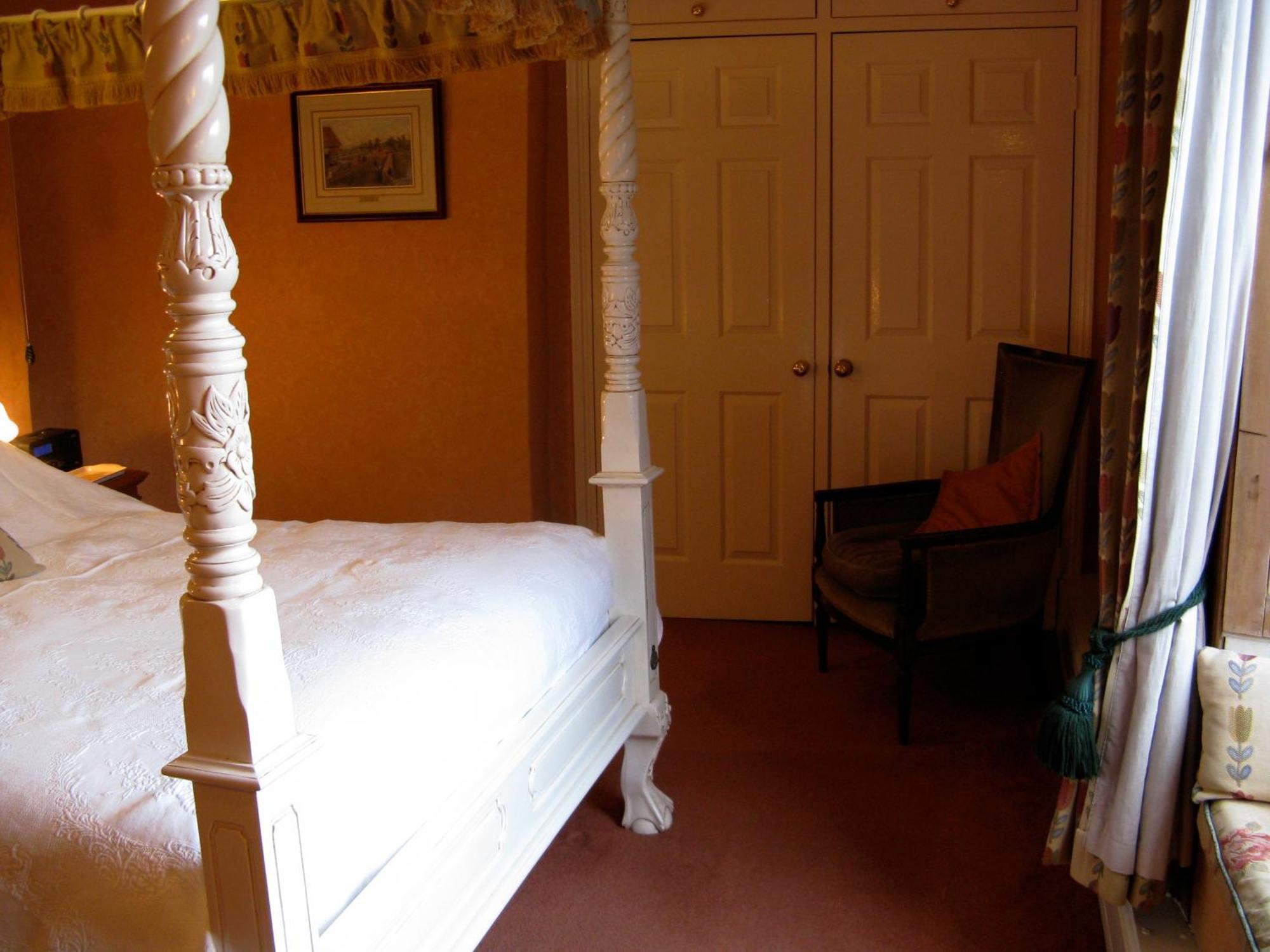Norton House Bed & Breakfast & Cottages 위처치 외부 사진